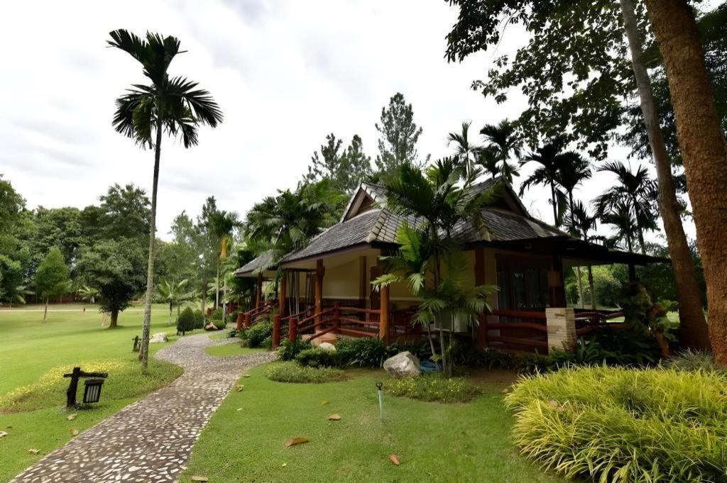 Chiangkham Luang Resort Chiang Dao Exterior photo